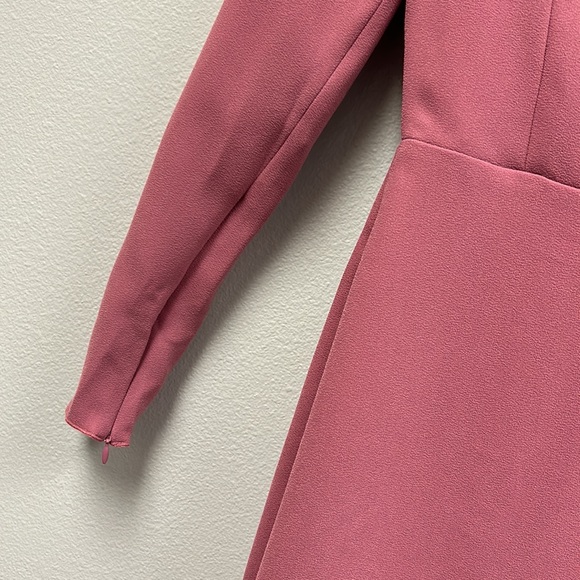 Strong-Shoulder Bustier Stretch Crepe - Picture 9 of 12